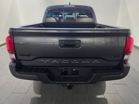 Used 2023 Toyota Tacoma SR AWD/4WD image 4