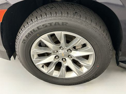 Used 2023 Chevrolet Tahoe Premier AWD/4WD image 11