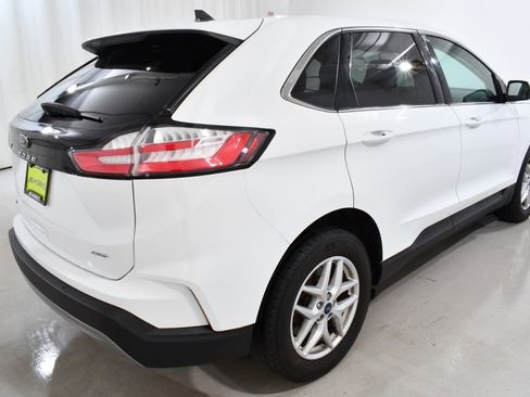 Used 2022 Ford Edge SEL w/ Convenience Package image 11