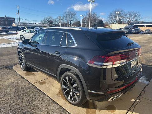 Certified 2024 Volkswagen Atlas Cross Sport SEL Premium R-Line image 6