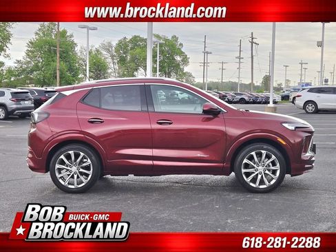 Used 2024 Buick Encore GX Avenir w/ Avenir Technology Package FWD image 2