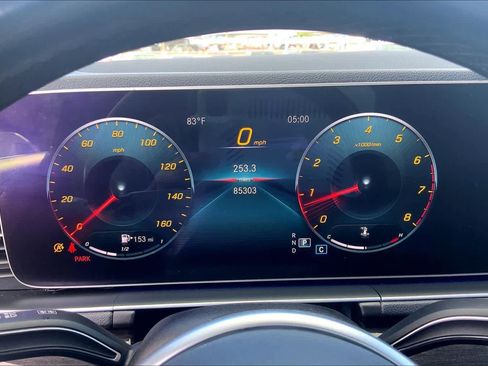 Used 2020 Mercedes-Benz GLE 350 4MATIC image 26