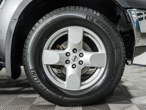 Used 2006 Nissan Frontier LE image 19