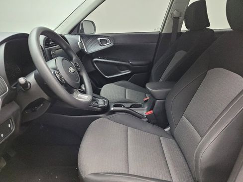 Used 2021 Kia Soul S FWD image 17