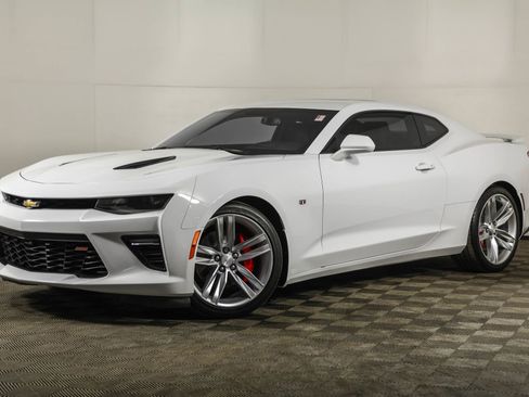 Used 2018 Chevrolet Camaro SS image 48