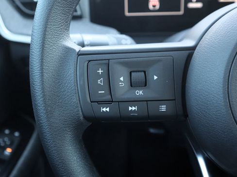 New 2025 Nissan Kicks SV image 19