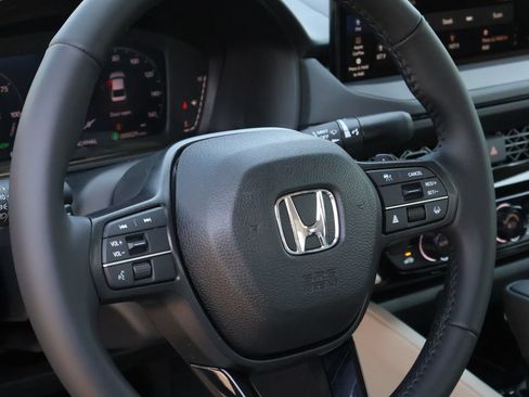 New 2026 Honda Accord EX-L image 17