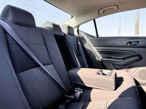 Used 2024 Nissan Altima 2.5 SV image 16