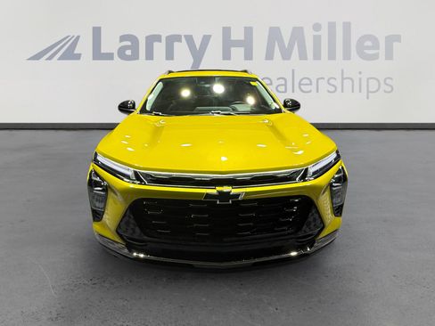 Used 2024 Chevrolet Trax ACTIV w/ Sunroof Package image 8