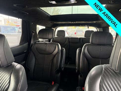 Used 2023 Hyundai Palisade Calligraphy image 8
