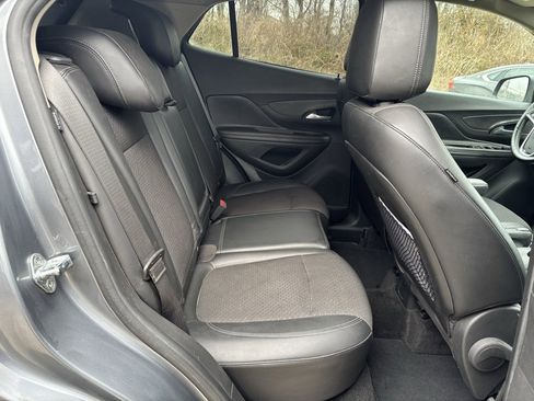 Used 2019 Buick Encore Sport Touring image 26