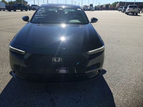 Used 2024 Honda Accord EX image 9