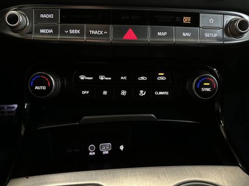 Used 2018 Kia Stinger GT2 image 20