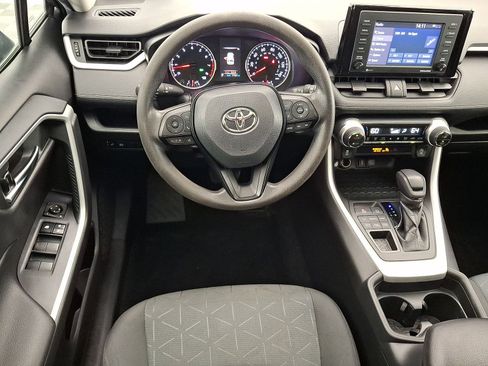 Certified 2020 Toyota RAV4 XLE w/ Convenience Package AWD/4WD image 12