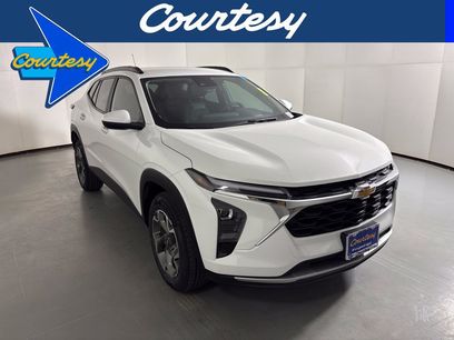 Used 2025 Chevrolet Trax LT w/ LT Convenience Package