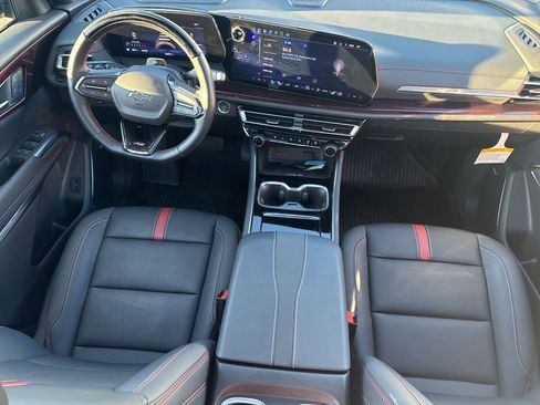 Used 2024 Chevrolet Traverse RS w/ LPO, Floor Liner Package image 17