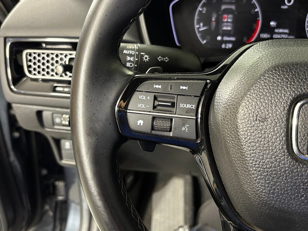 Used 2025 Honda Civic Sport image 23