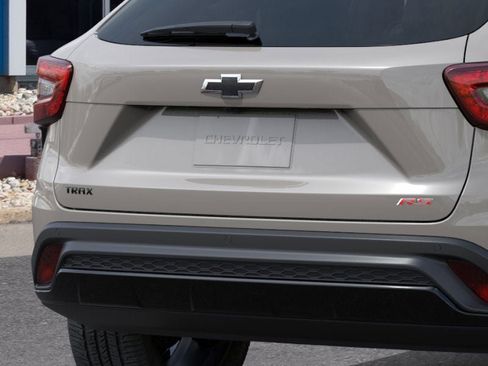 New 2026 Chevrolet Trax RS image 14
