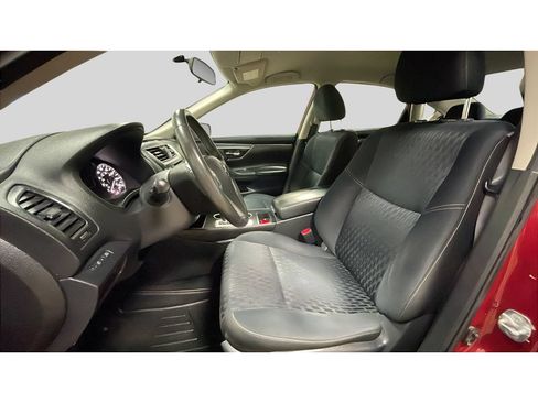 Used 2017 Nissan Altima 2.5 SV FWD image 12