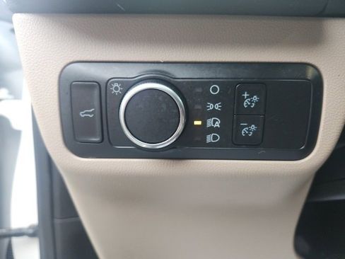 Used 2022 Ford Escape SE w/ Convenience Package image 22