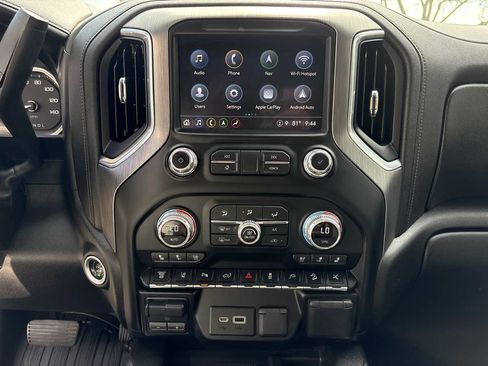 Used 2021 GMC Sierra 2500 Denali w/ Denali Ultimate Package AWD/4WD image 24