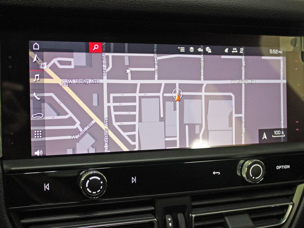 Certified 2026 Porsche Macan AWD/4WD image 27