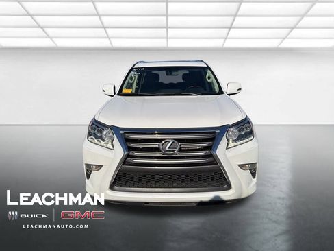 Used 2017 Lexus GX 460 image 9