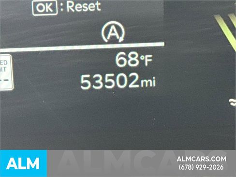 Used 2024 Kia Sorento S image 32