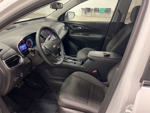 Certified 2023 Chevrolet Equinox LT AWD/4WD image 10