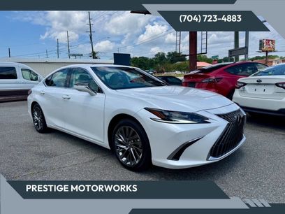 Used 2024 Lexus ES 300h Ultra Luxury w/ Accessory Package (Z2)