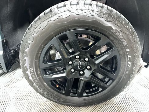 Used 2025 Chevrolet Silverado 1500 LT Trail Boss w/ Protection Package AWD/4WD image 10