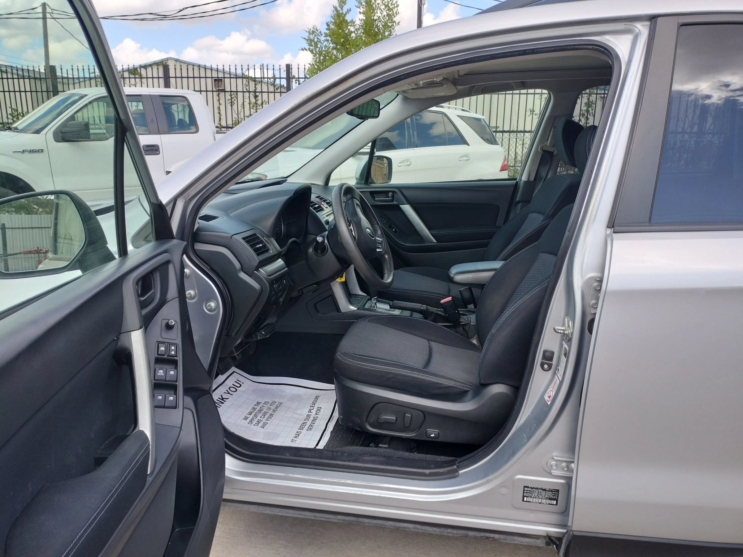 Used 2014 Subaru Forester 2.5i Premium AWD/4WD image 23