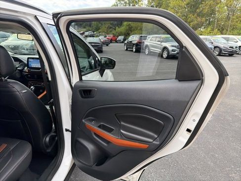 Used 2018 Ford EcoSport SES image 12