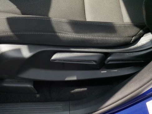 Used 2023 Honda CR-V LX image 20