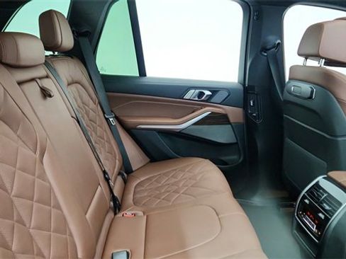 Used 2026 BMW X5 sDrive40i image 24