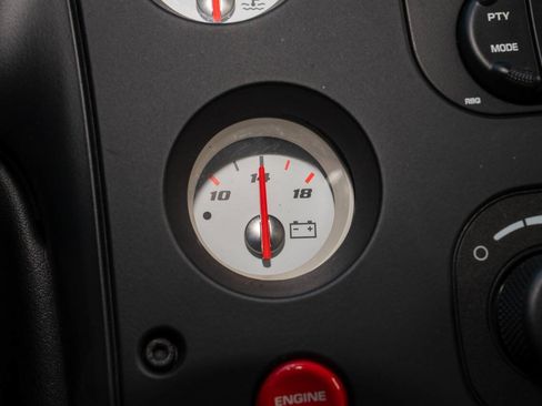 Used 2006 Dodge Viper SRT-10 RWD image 25