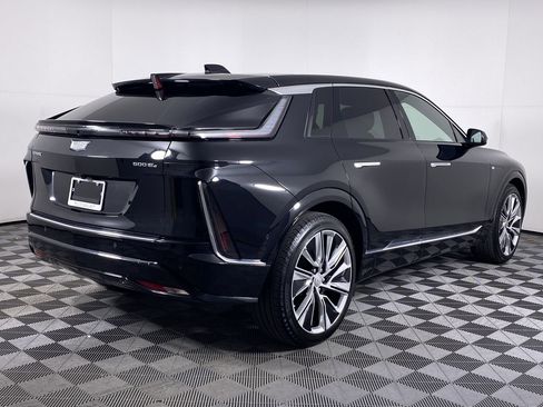 Certified 2024 Cadillac Lyriq Luxury w/ LPO, Floor Liner Package image 20