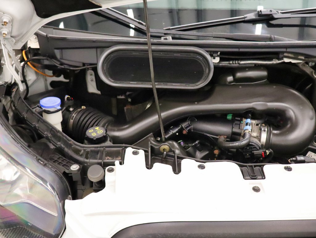 Used 2015 Ford Transit 250 148 Medium Roof RWD image 38