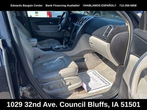 Used 2009 GMC Acadia SLT w/ LPO, Hit The Road Package AWD/4WD image 10