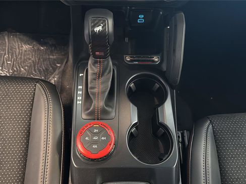 New 2025 Ford Bronco Raptor w/ Interior Carbon Fiber Pack AWD/4WD image 26