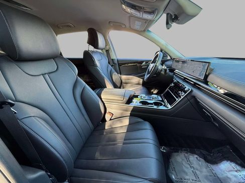 Used 2026 Genesis GV80 2.5T AWD/4WD image 14