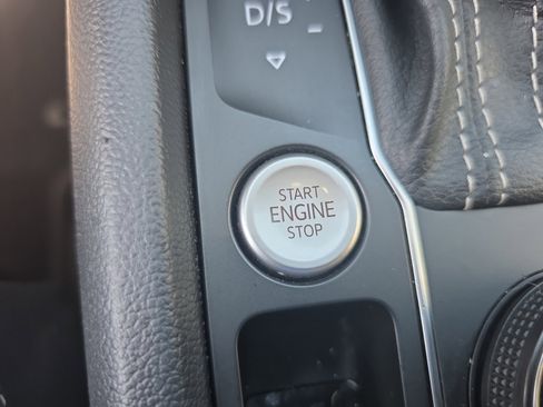 Used 2022 Volkswagen Atlas SEL image 30