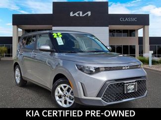 Certified 2025 Kia Soul LX w/ LX Technology Package FWD video 1