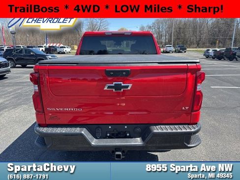 Used 2024 Chevrolet Silverado 1500 LT Trail Boss w/ Protection Package image 4