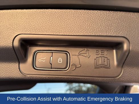 Certified 2023 Ford Explorer XLT w/ Equipment Group 202A image 10