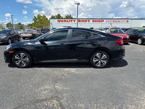 Used 2017 Honda Civic EX-T image 5