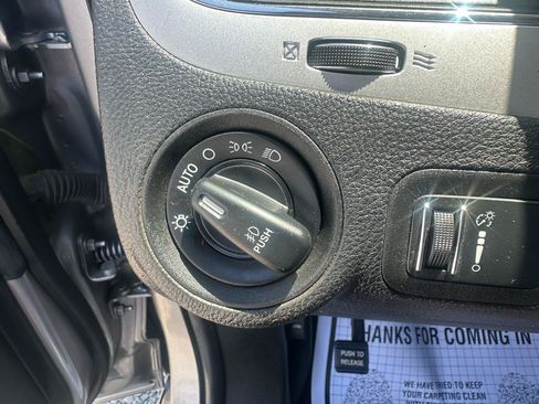 Used 2019 Dodge Journey GT AWD/4WD image 12