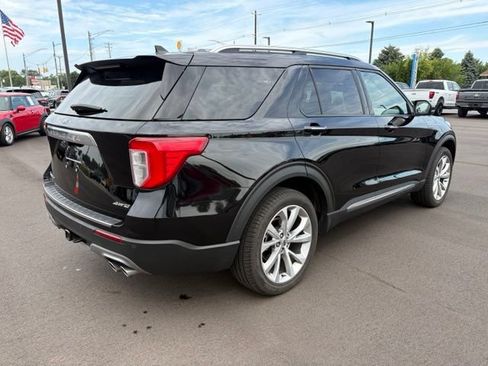 Certified 2023 Ford Explorer Platinum w/ Technology Package AWD/4WD image 8