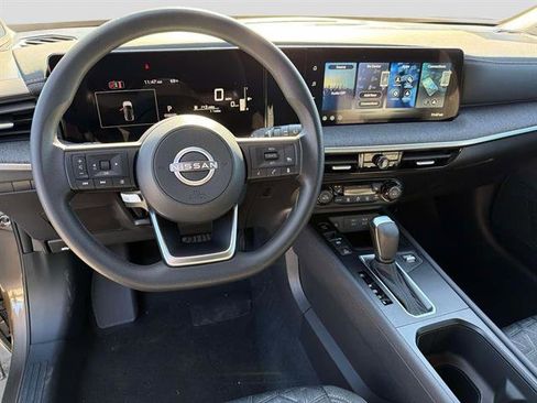 New 2026 Nissan Kicks SV image 8