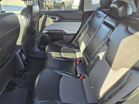 Used 2022 Jeep Compass Latitude w/ Convenience Group image 23